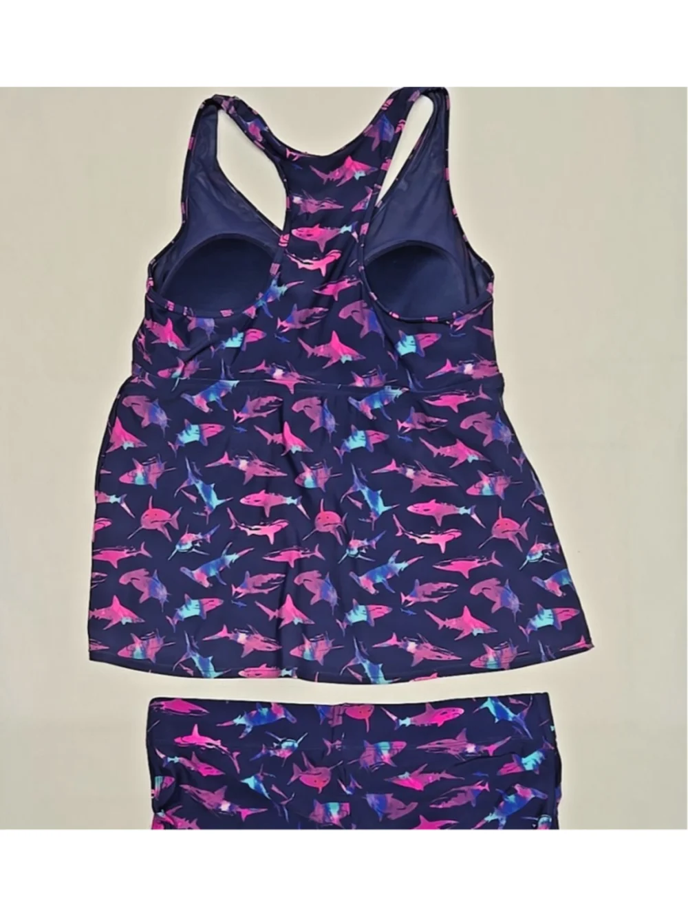 Torrid 2X Navy Shark Print Racerback Tankini Top Wireless UPF 50 Plus Size Swim - Picture 7 of 7